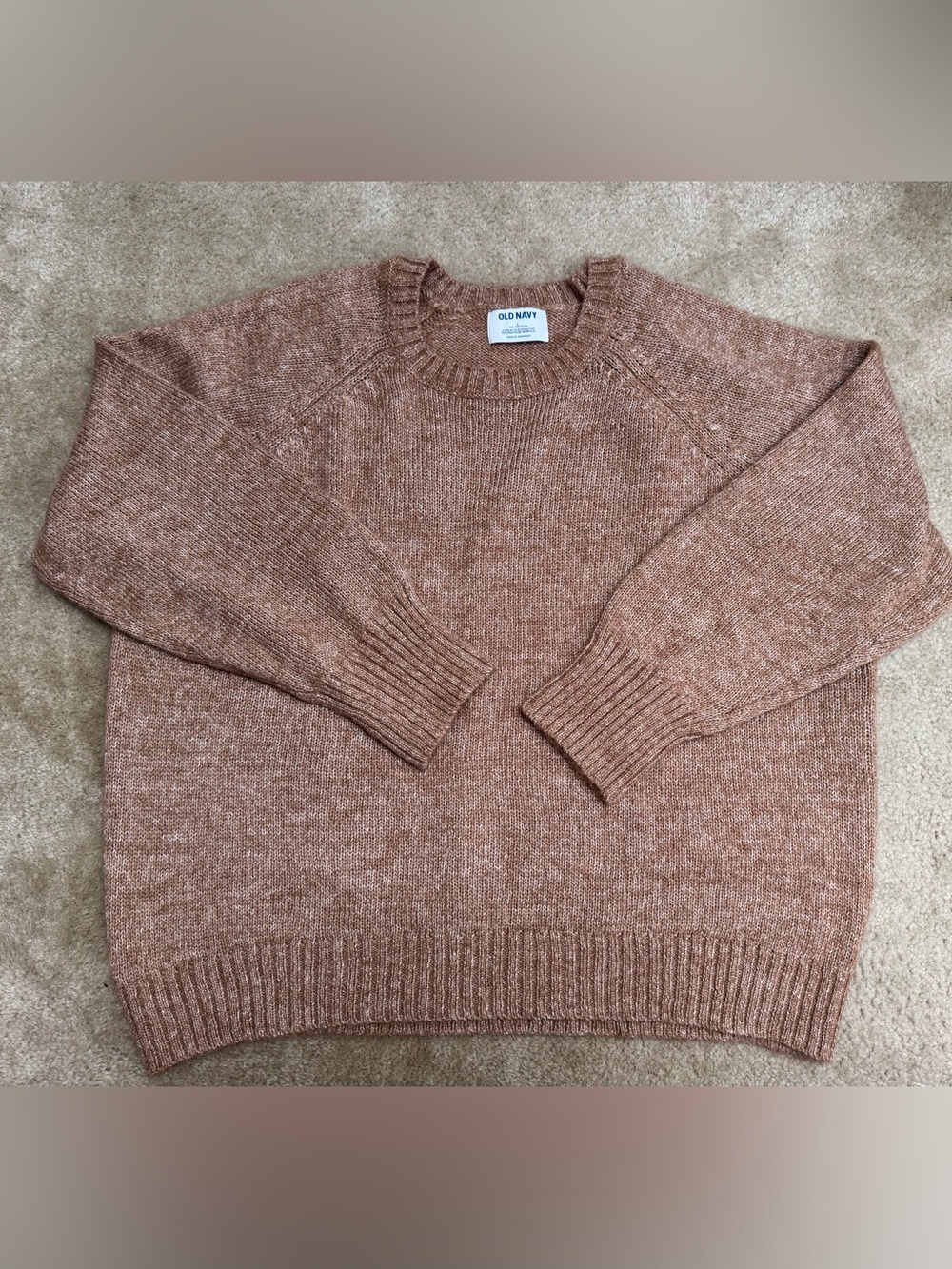 Old Navy Women’s Sz L Crewneck Sweater in Warm  Carmel Color.